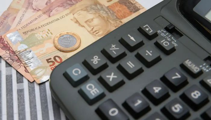  País crescerá 2,4% em 2025, acima da América Latina, diz Banco Mundial 